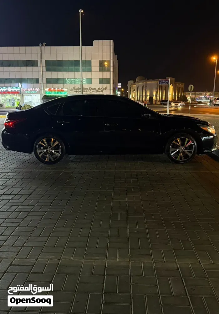 Nissan Altima 2018 photo 4