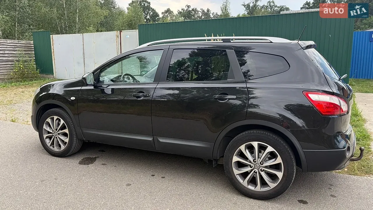 Nissan Qashqai+2 2012 photo 2