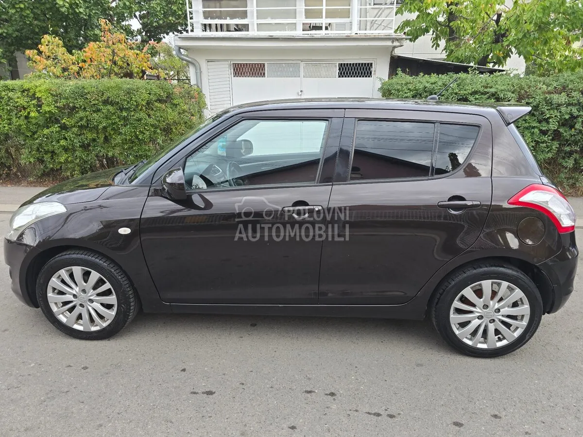 Suzuki Swift 2013 photo 2