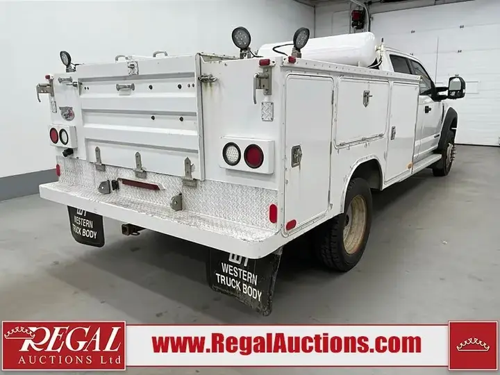 Ford F-450 2018 photo 3