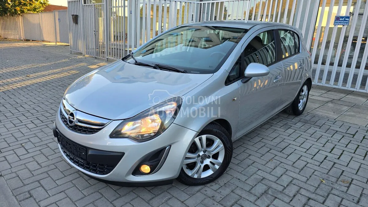 Opel Corsa D 2013 photo 2