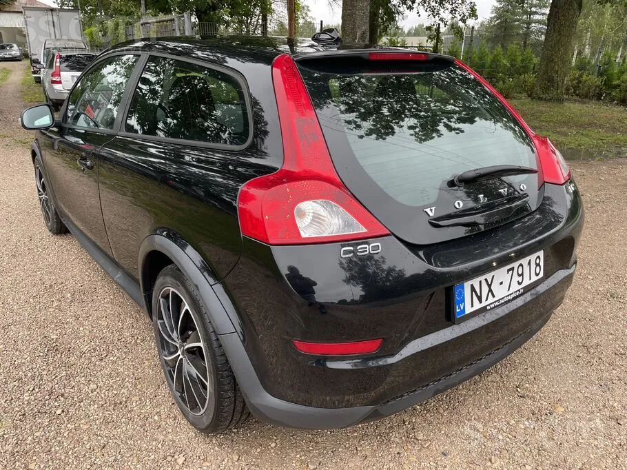 Volvo C30 2011 photo 3
