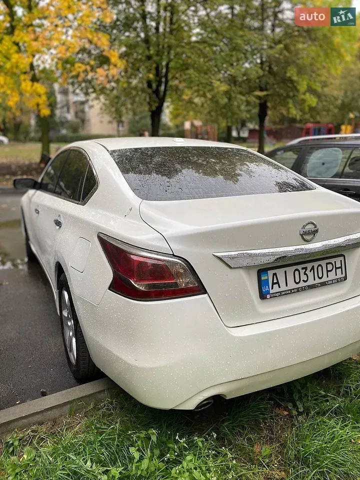 Nissan Altima