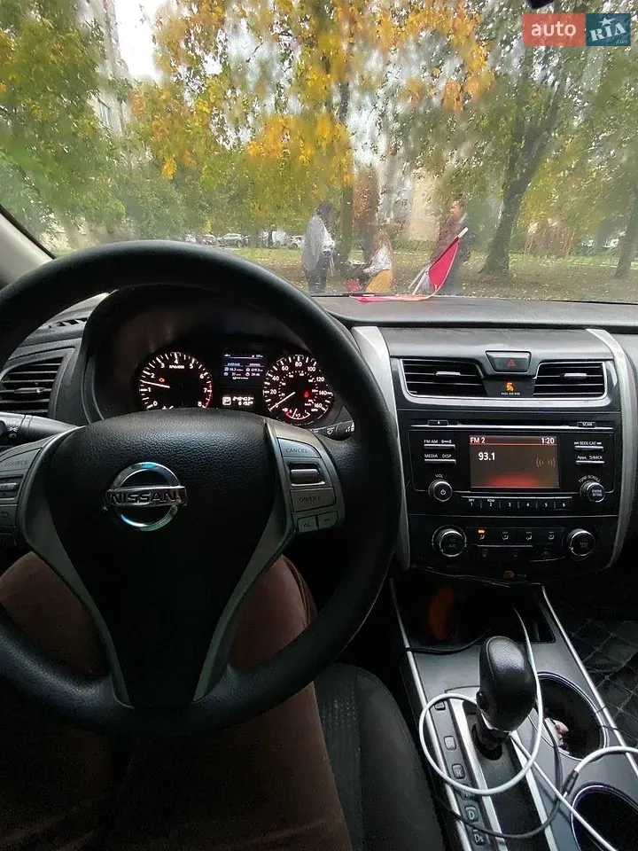 Nissan Altima 2015 photo 4