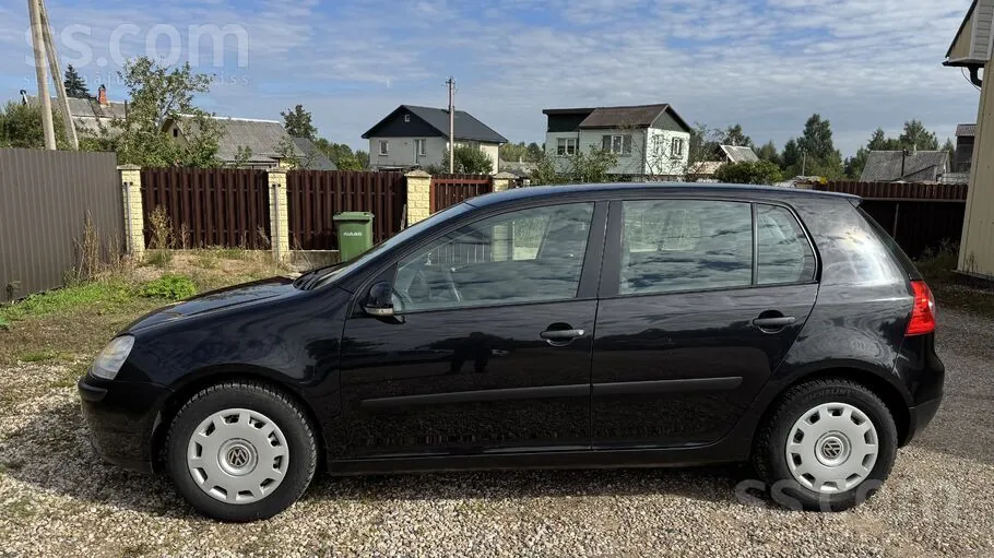 Volkswagen Golf 5 2004 photo 2
