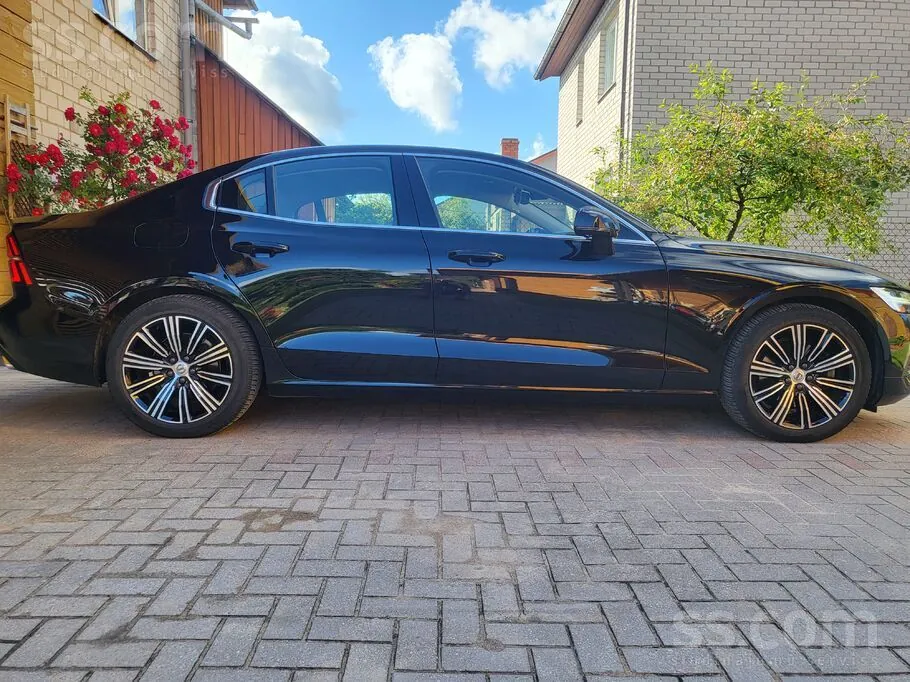 Volvo S60 2021 photo 3