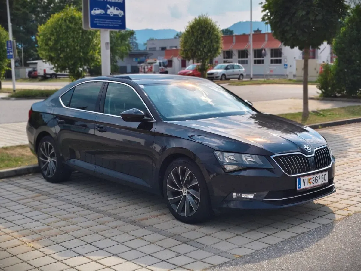 Skoda Superb 2016 photo 3