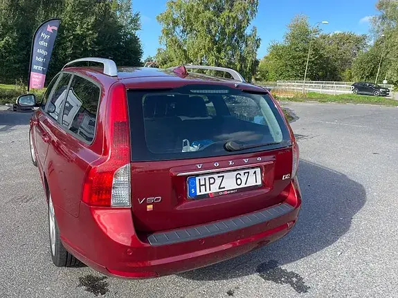 Volvo V50 2011 photo 3