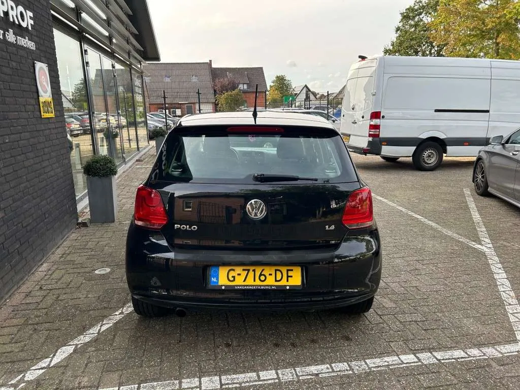 Volkswagen Polo 2011 photo 4