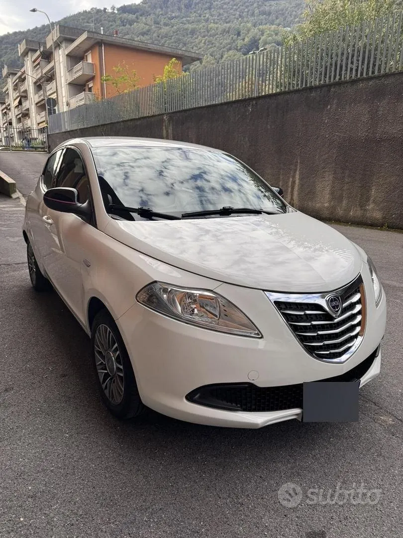 Lancia Ypsilon 2014 photo 3