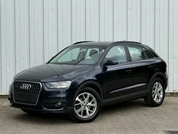 Audi Q3 2012 photo 2