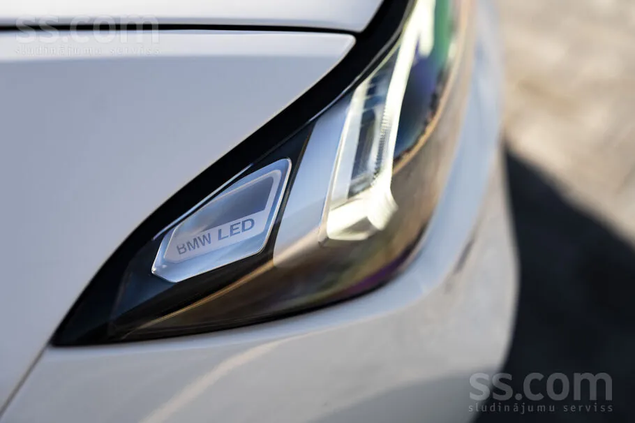 BMW 320D 2022 photo 2