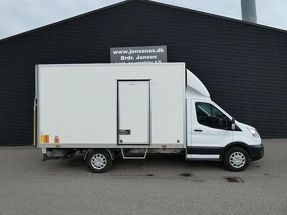 Ford Transit 350 L4 Chassis 2022 photo 2