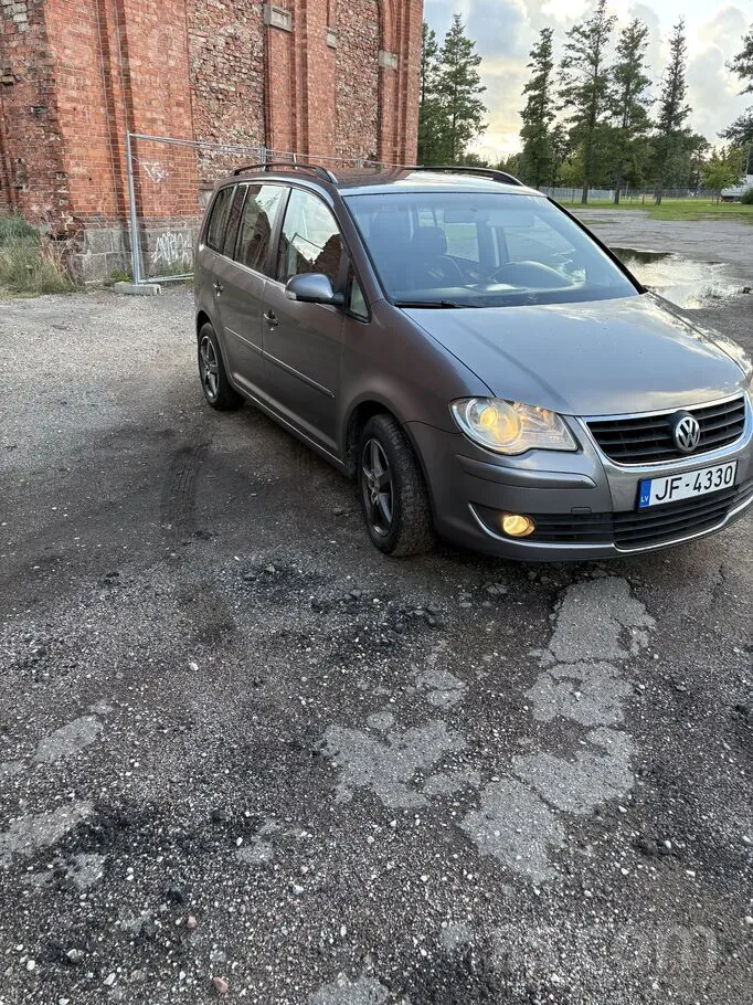 Volkswagen Touran