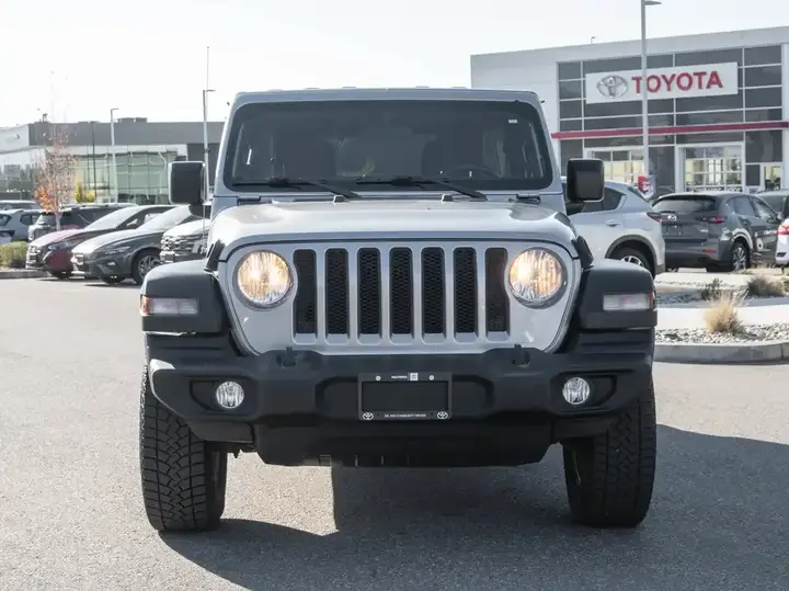 Jeep Wrangler 2018 photo 3