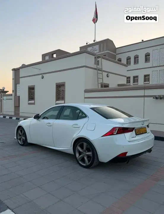 Lexus Is 2014 photo 3