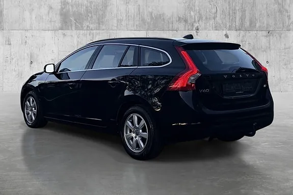 Volvo V60 2013 photo 5
