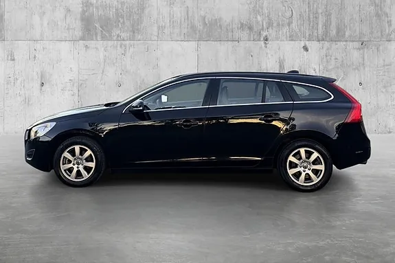 Volvo V60 2013 photo 4