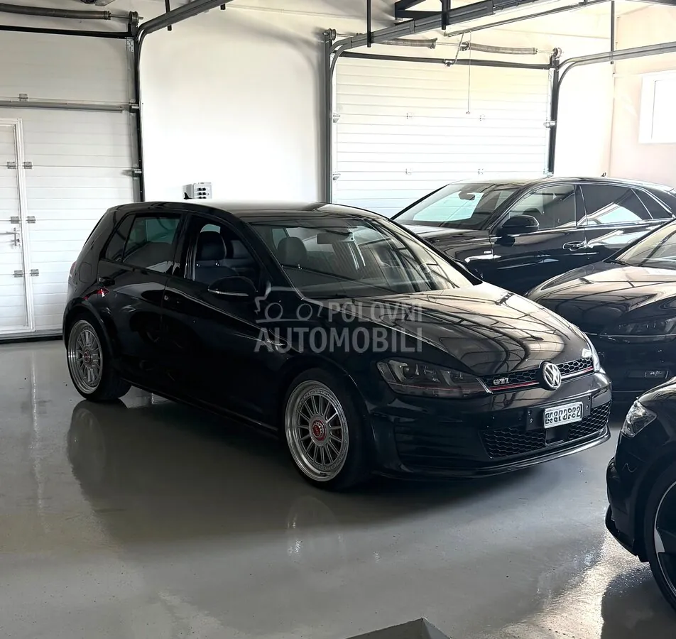 Volkswagen Golf 7 2014 photo 2