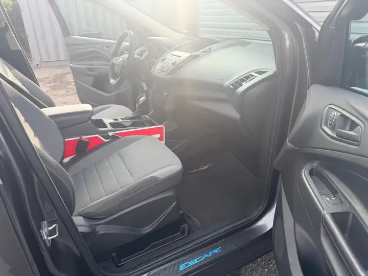 Ford Escape 2017 photo 5