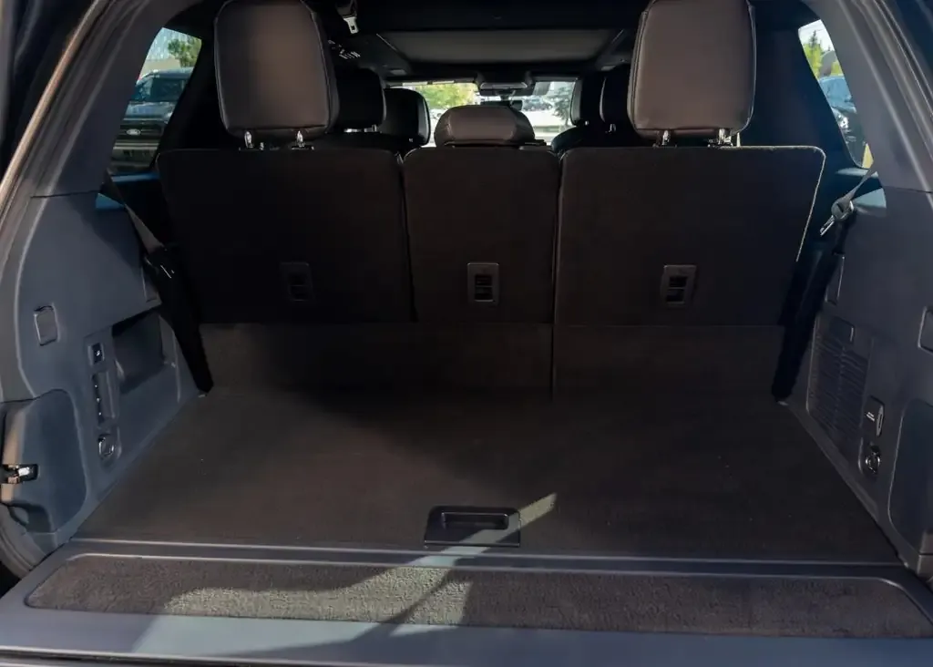 Lincoln Navigator 2027 photo 4