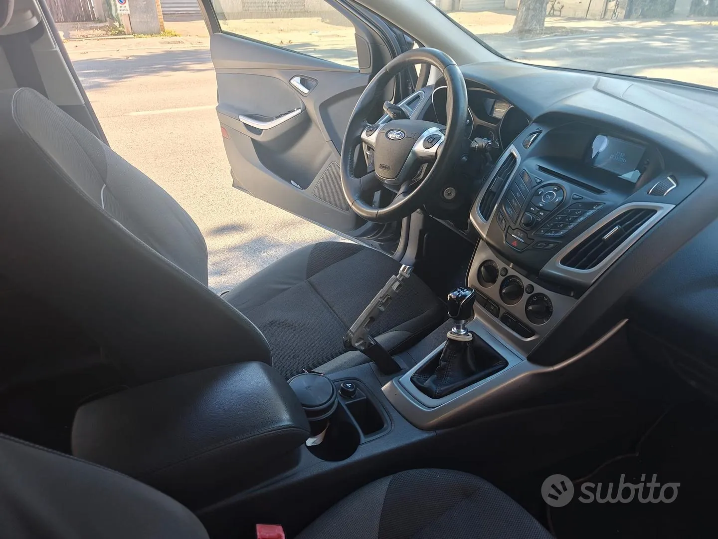 Ford Focus 2012 photo 5
