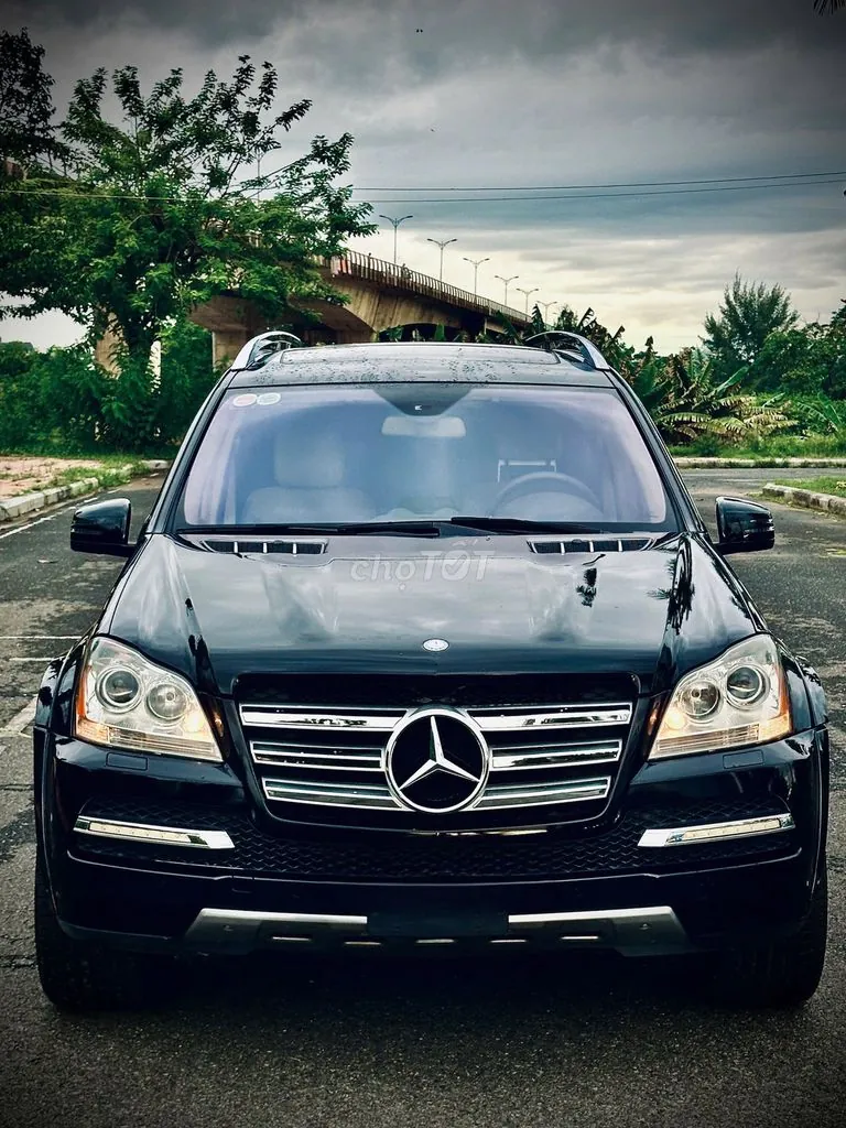 Mercedes-Benz Gl550
