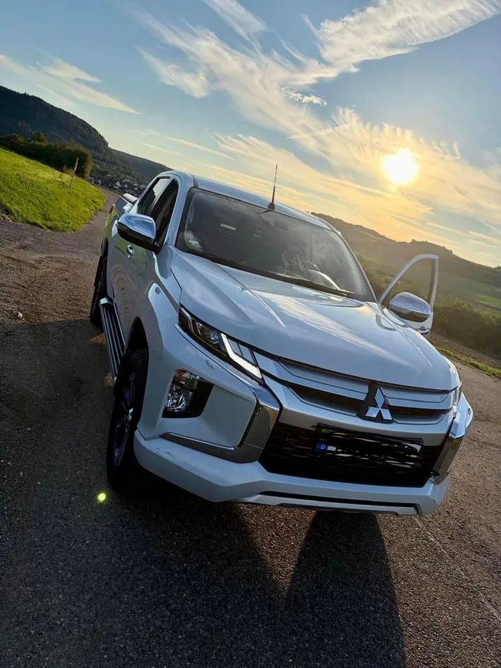 Mitsubishi L200