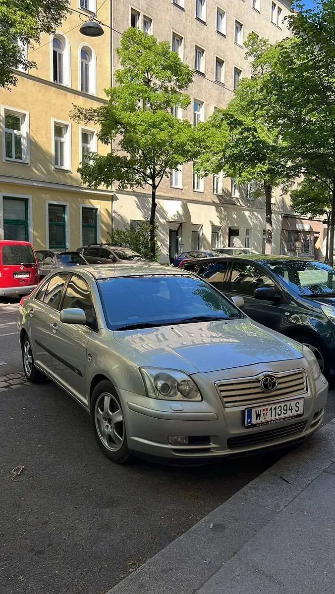 Toyota Avensis 2005 photo 3