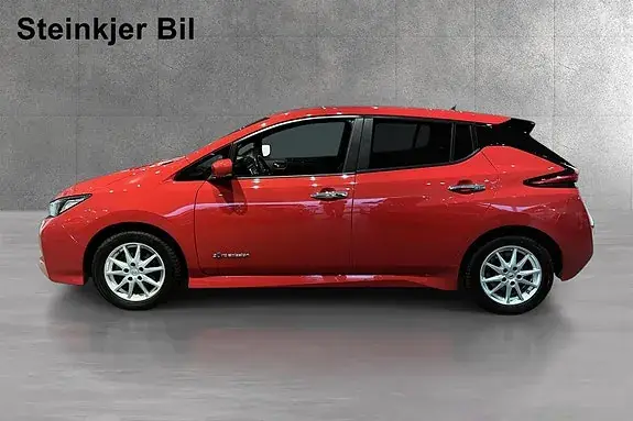 Nissan Leaf 2018 photo 2