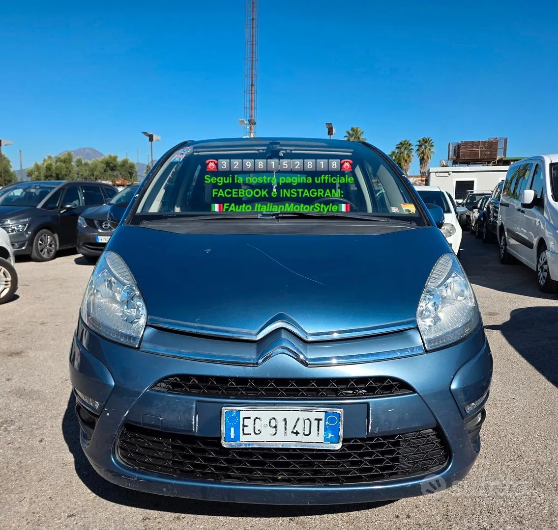 Citroen C4 Picasso 2011 photo 3