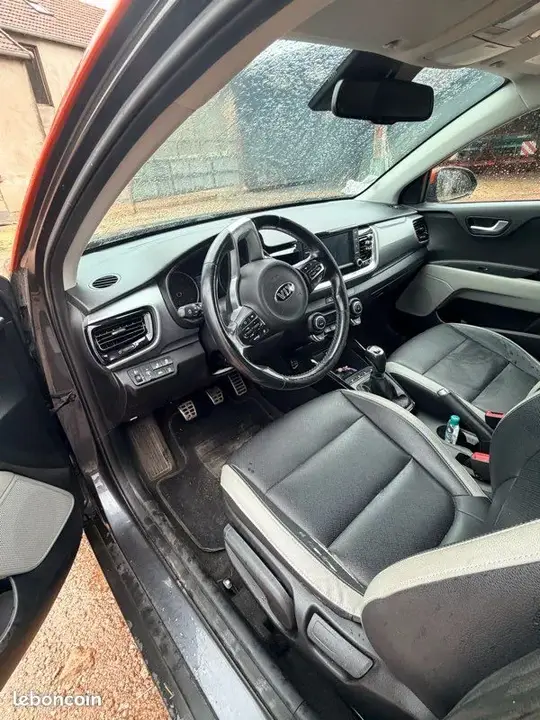 Kia Stonic 2018 photo 3