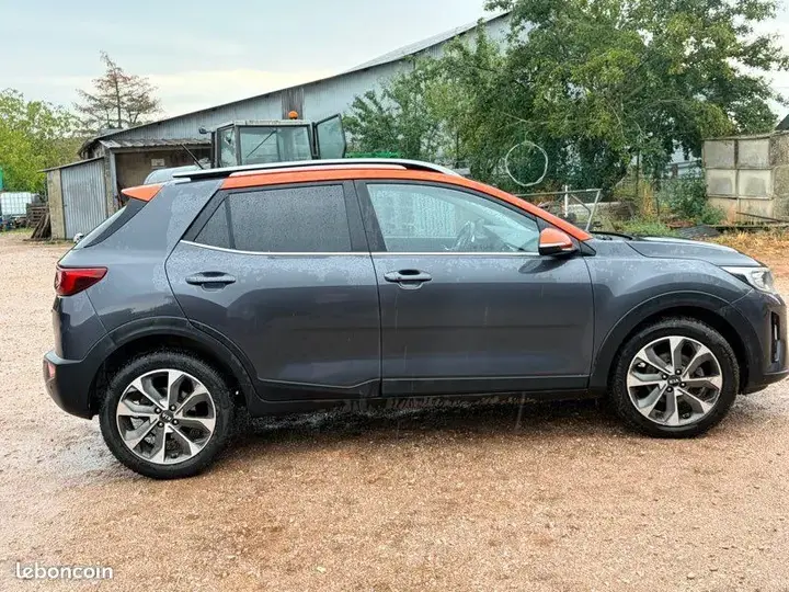 Kia Stonic 2018 photo 2