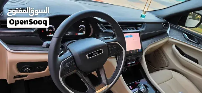 Jeep Grand Cherokee 2024 photo 2