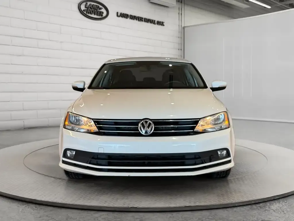 Volkswagen Jetta 2015 photo 2