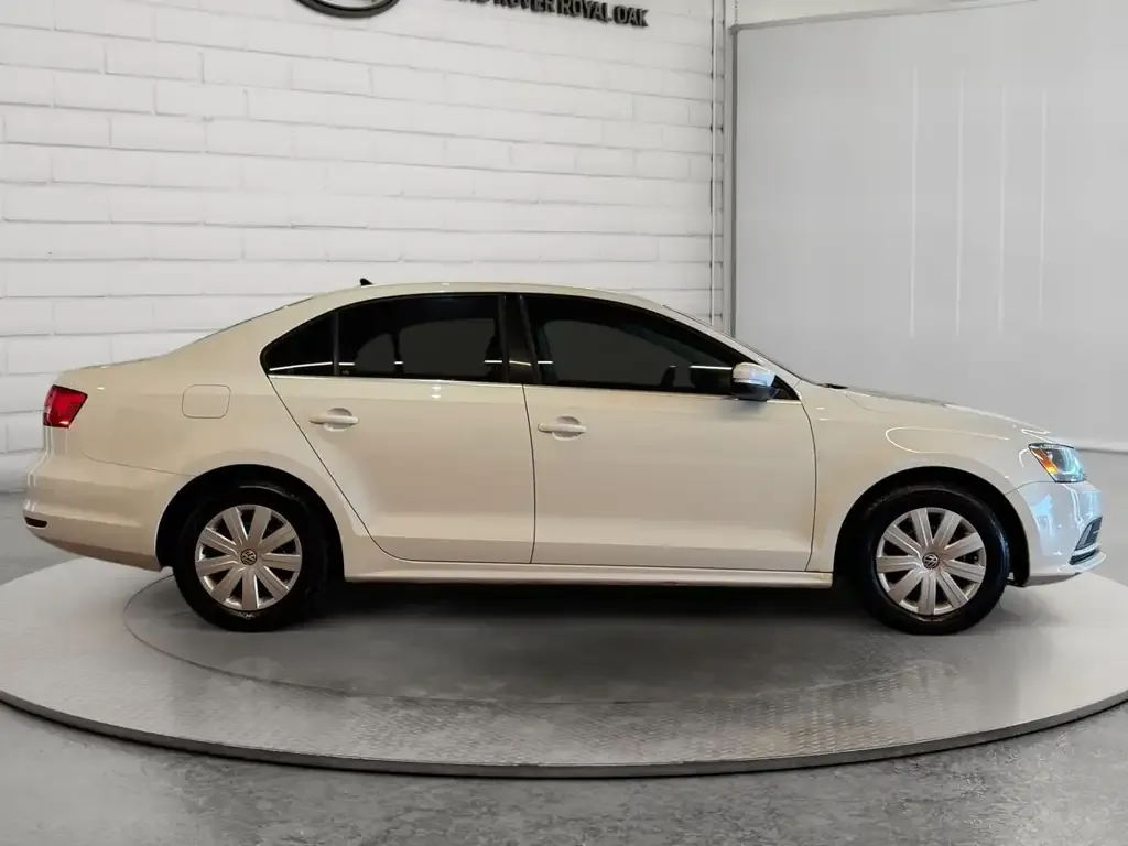 Volkswagen Jetta 2015 photo 4