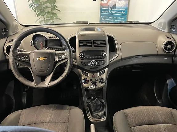 Chevrolet Aveo 2012 photo 5