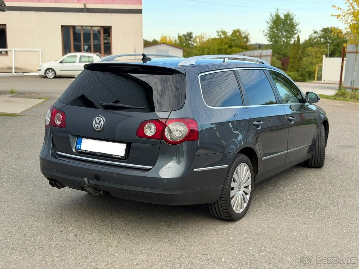 Volkswagen Passat 2009 photo 4