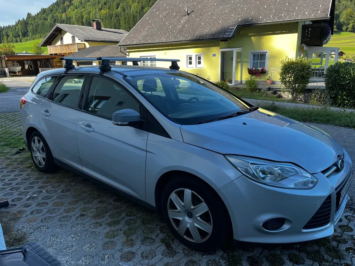 Ford Focus 2012 photo 3