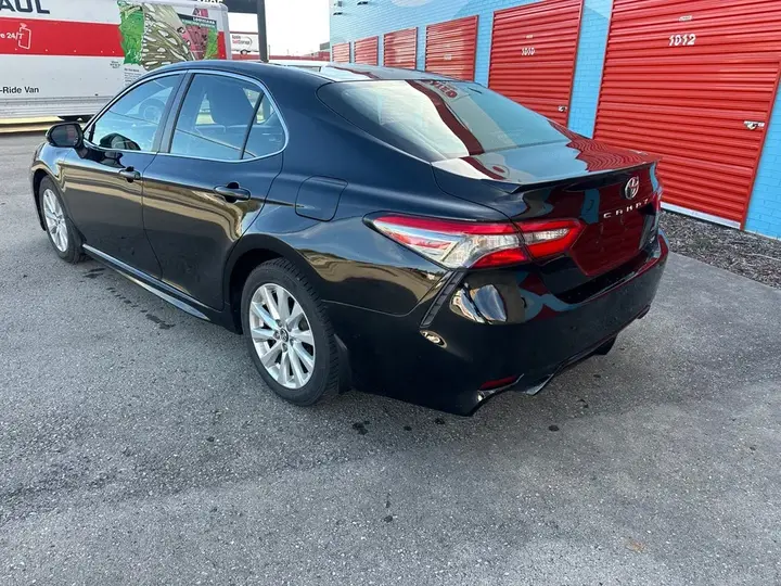 Toyota Camry 2018 photo 3