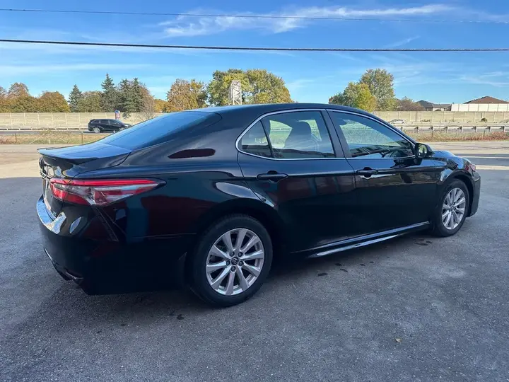 Toyota Camry 2018 photo 5