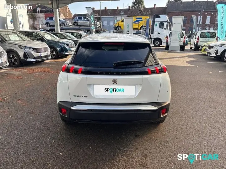 Peugeot 2008 2022 photo 5