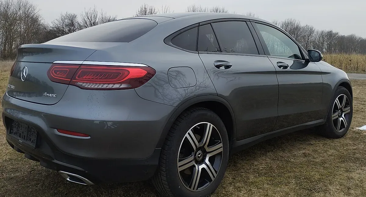 Mercedes-Benz Glc-Class 2022 photo 2