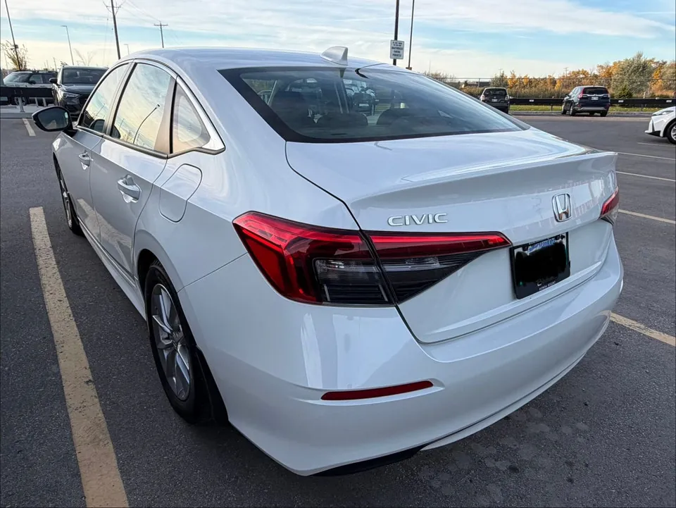 Honda Civic 2024 photo 4