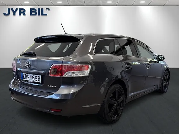 Toyota Avensis 2009 photo 3