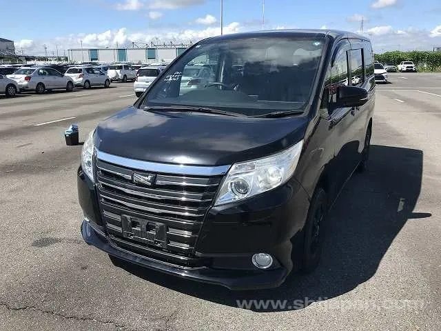 Toyota Noah X Delight Plus 2015 photo 2