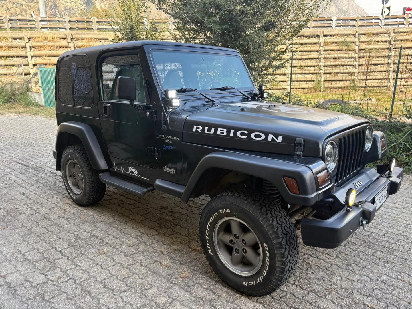 Jeep Wrangler 1998 photo 3