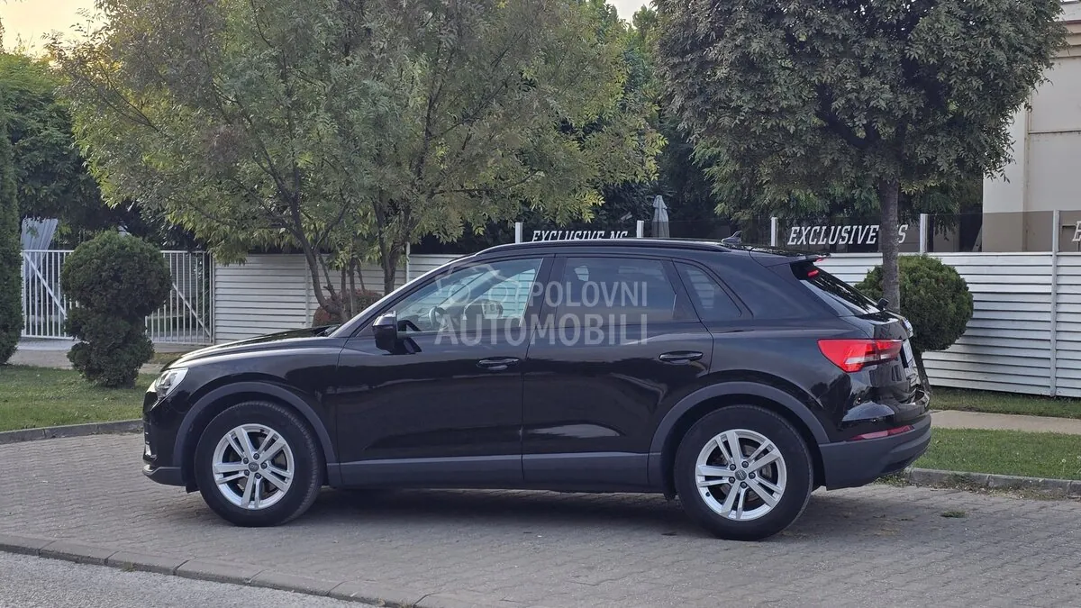 Audi Q3 2019 photo 3