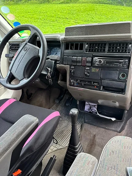 Volkswagen Caravelle 1995 photo 5