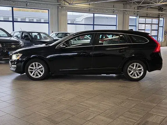 Volvo V60 2014 photo 2
